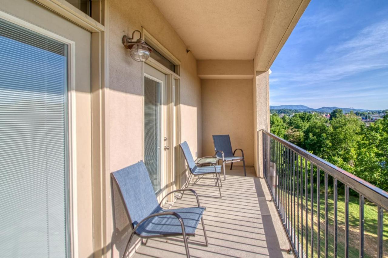 Fantastic Location! River And Mountain Views 2Br/2Ba Sleeps 6 Pigeon Forge Exterior photo